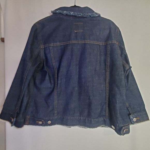 Issac Mizrahi Size XXL 2-pocket denim jacket, distressing & colorful stitching - Picture 6 of 9